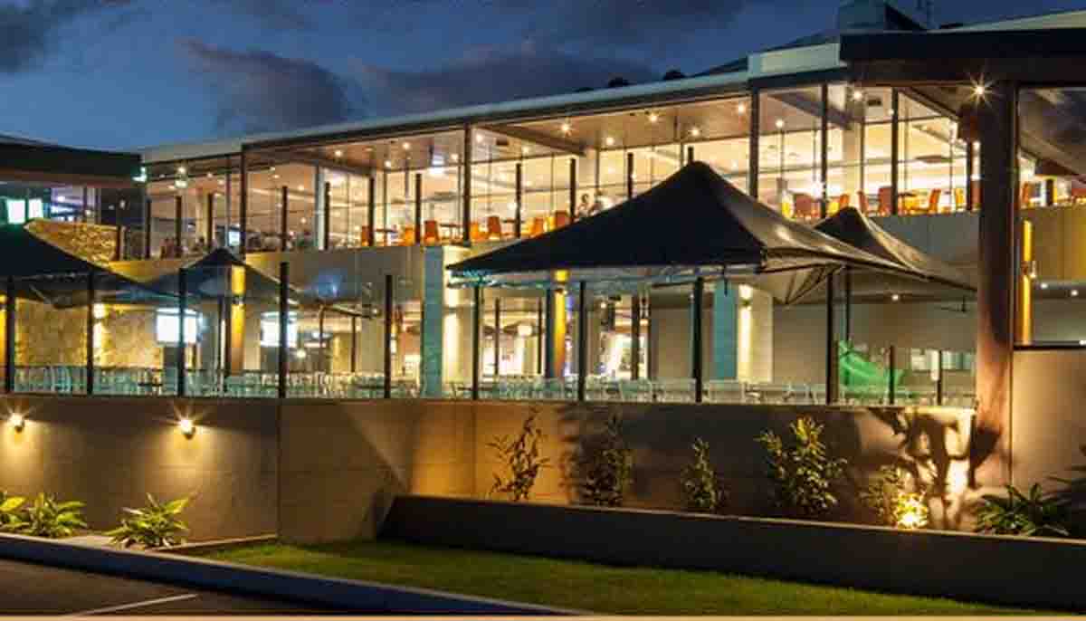 Breakers Country Club amalgamates with Mounties Group